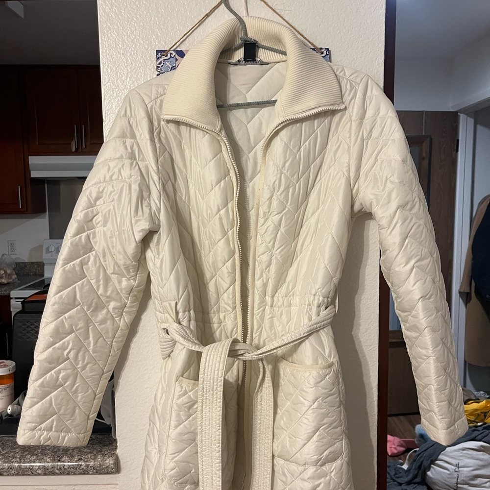Athleta Ivory Quilted Puffer Coat
